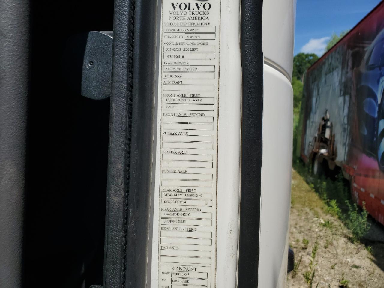 4V4NC9EH9KN905377 2019 Volvo Vn Vnl