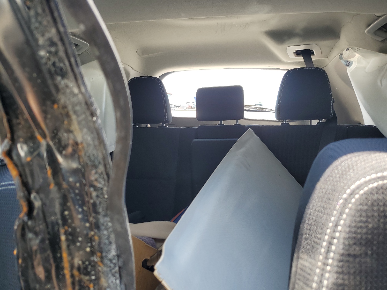 2T3WFREV8JW464636 2018 Toyota Rav4 Adventure