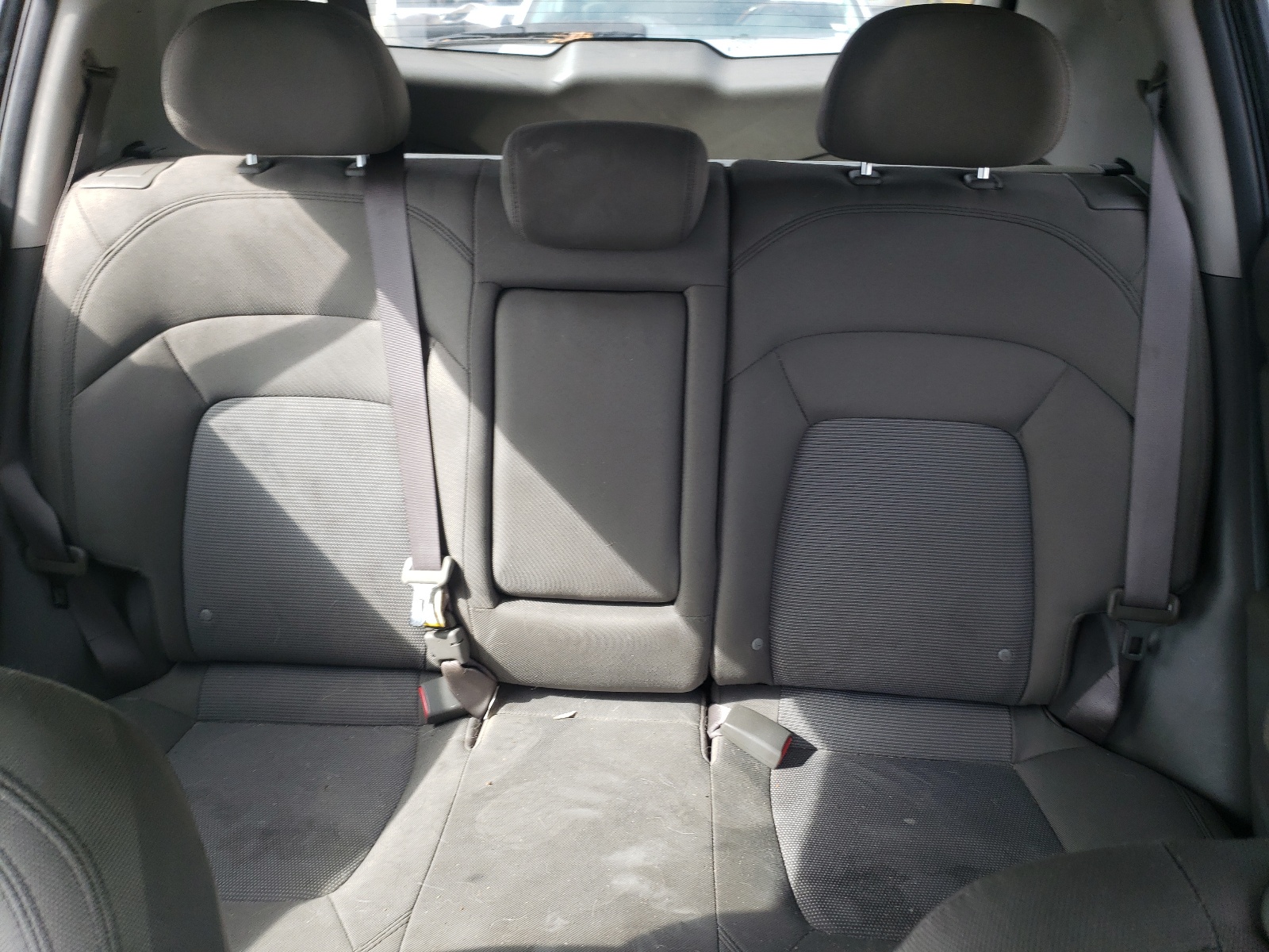 KNDPBCAC8F7790568 2015 Kia Sportage Lx