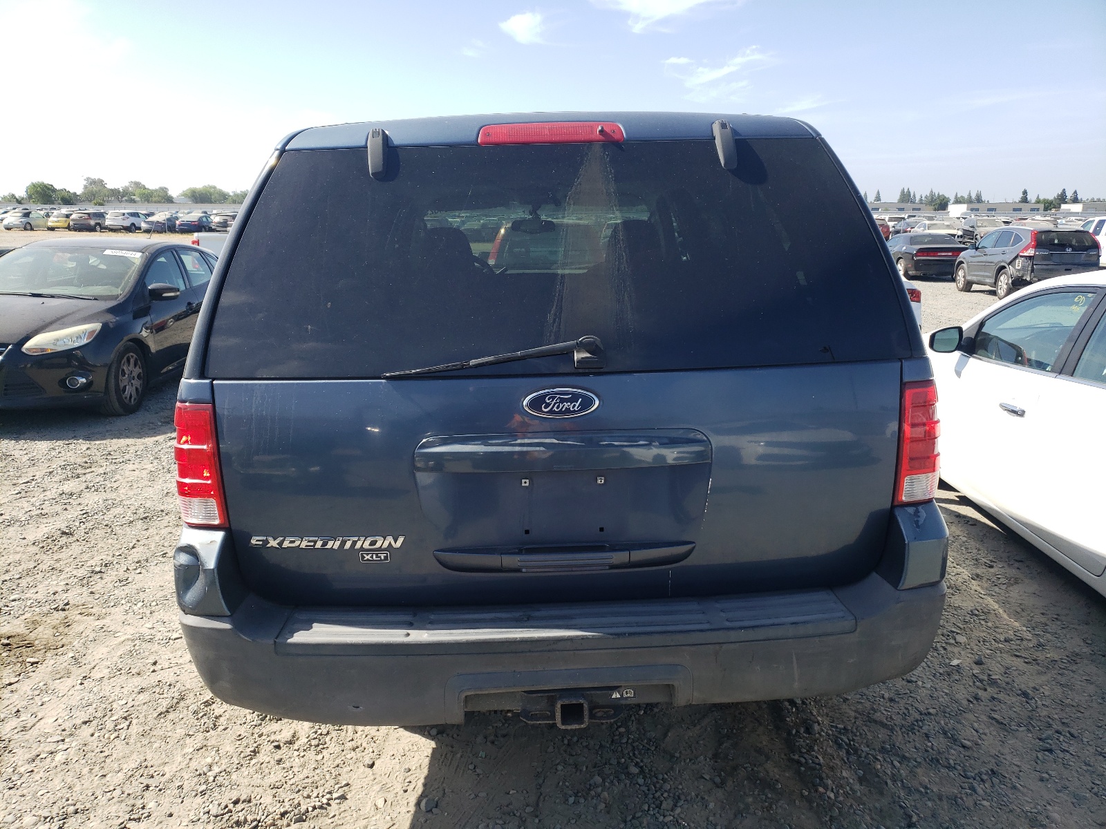1FMRU15W84LA02240 2004 Ford Expedition Xlt