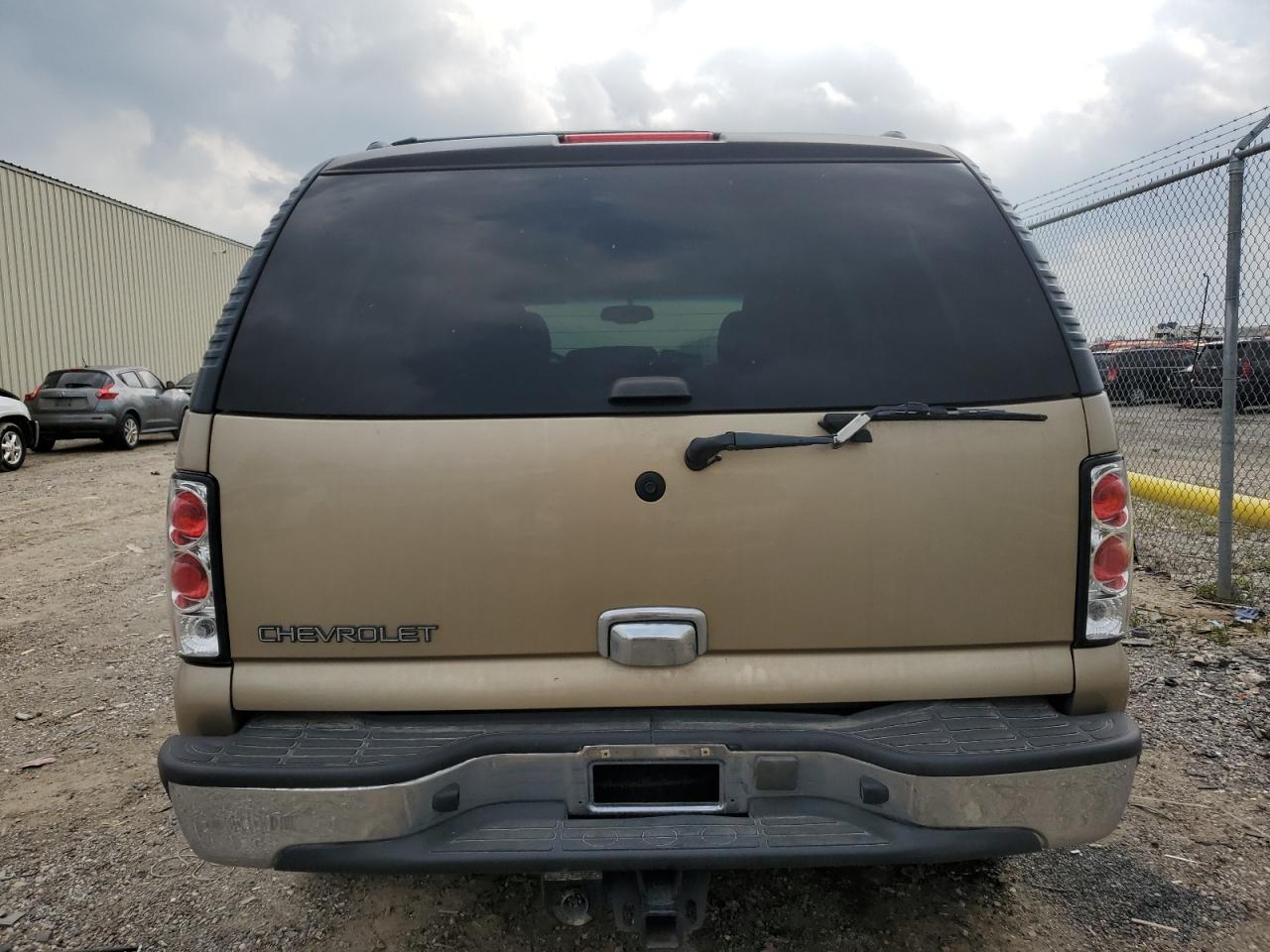 2005 Chevrolet Tahoe C1500 VIN: 1GNEC13T85J241256 Lot: 57392754