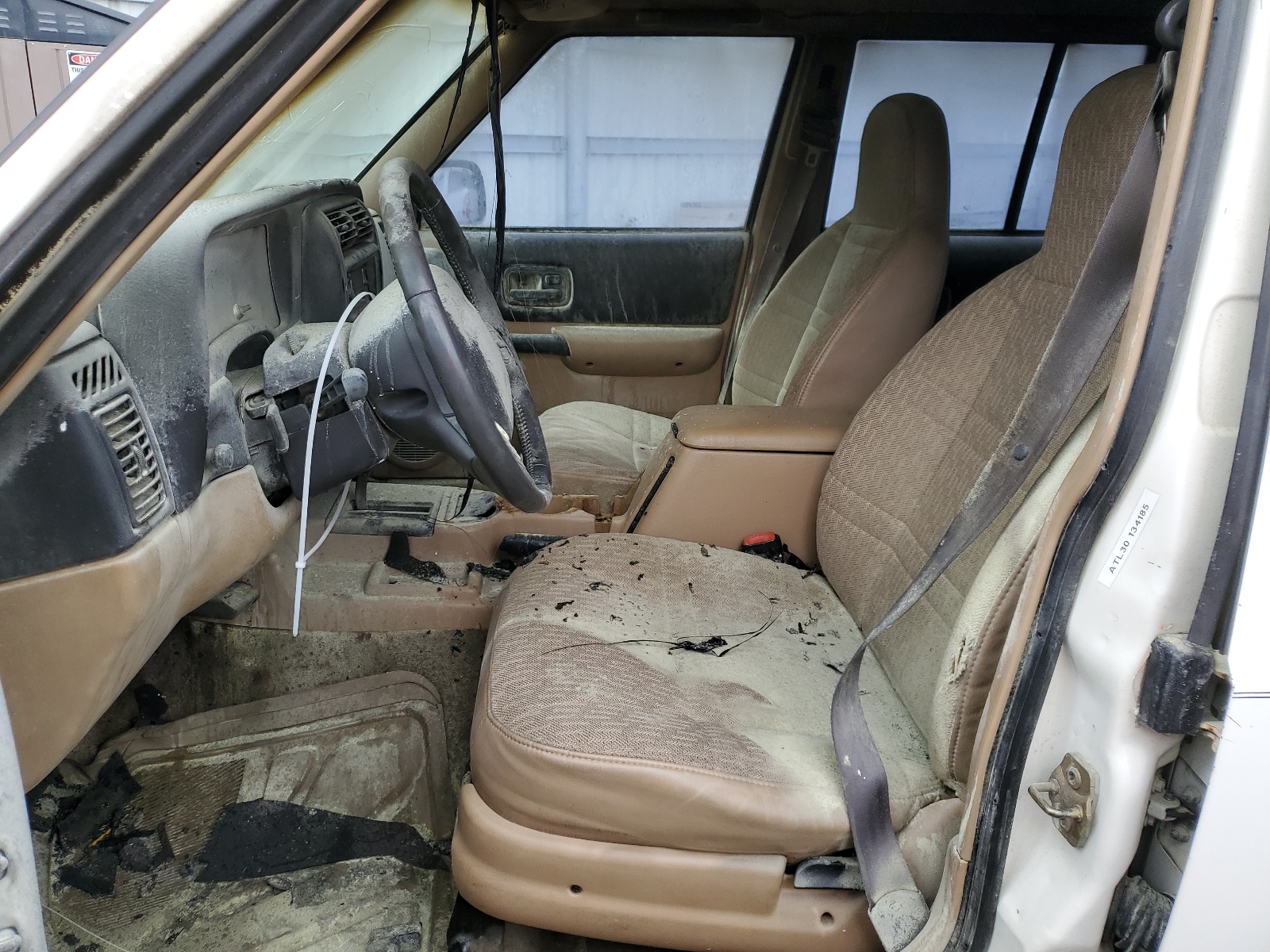 1J4FT48S0YL134185 2000 Jeep Cherokee Sport