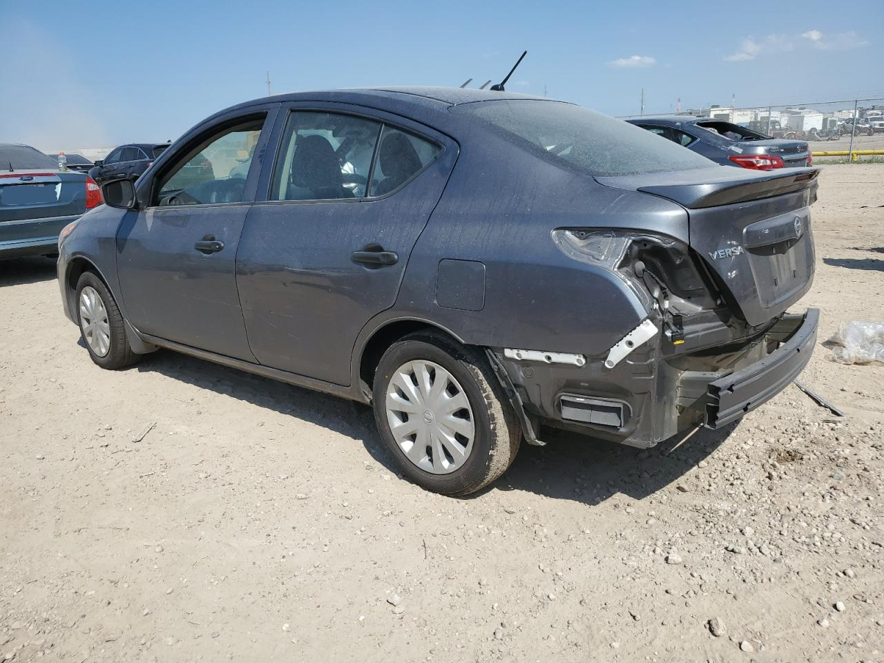 3N1CN7AP3JL853874 2018 Nissan Versa S