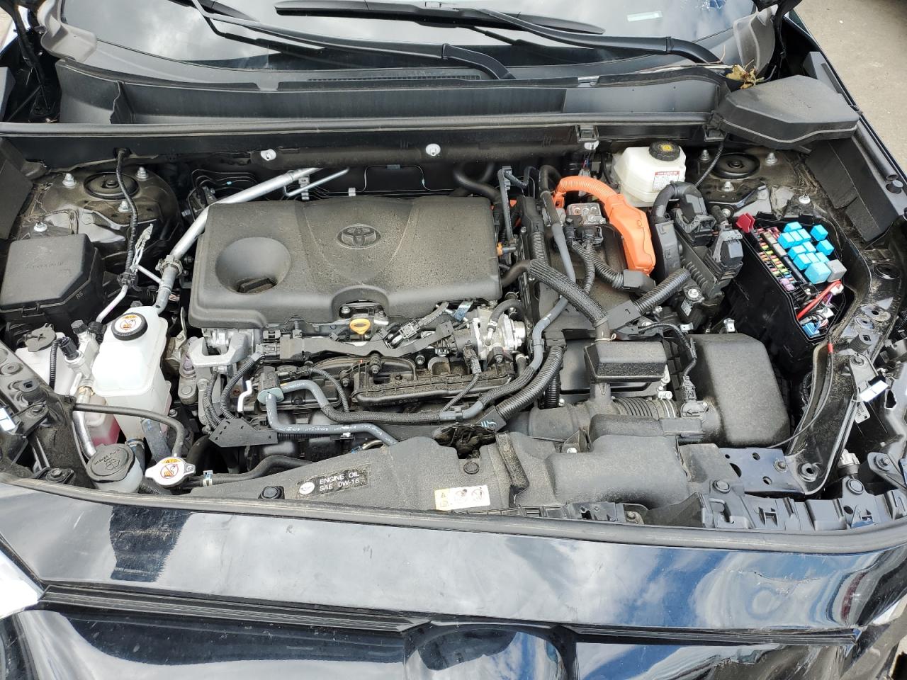 2023 Toyota RAV 4 - Image 12