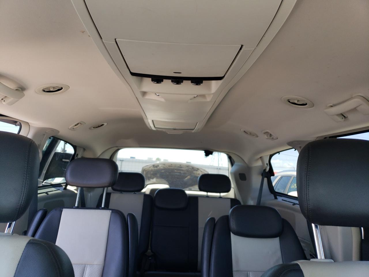 2010 Chrysler Town & Country Touring Plus VIN: 2A4RR8D17AR456612 Lot: 60358544