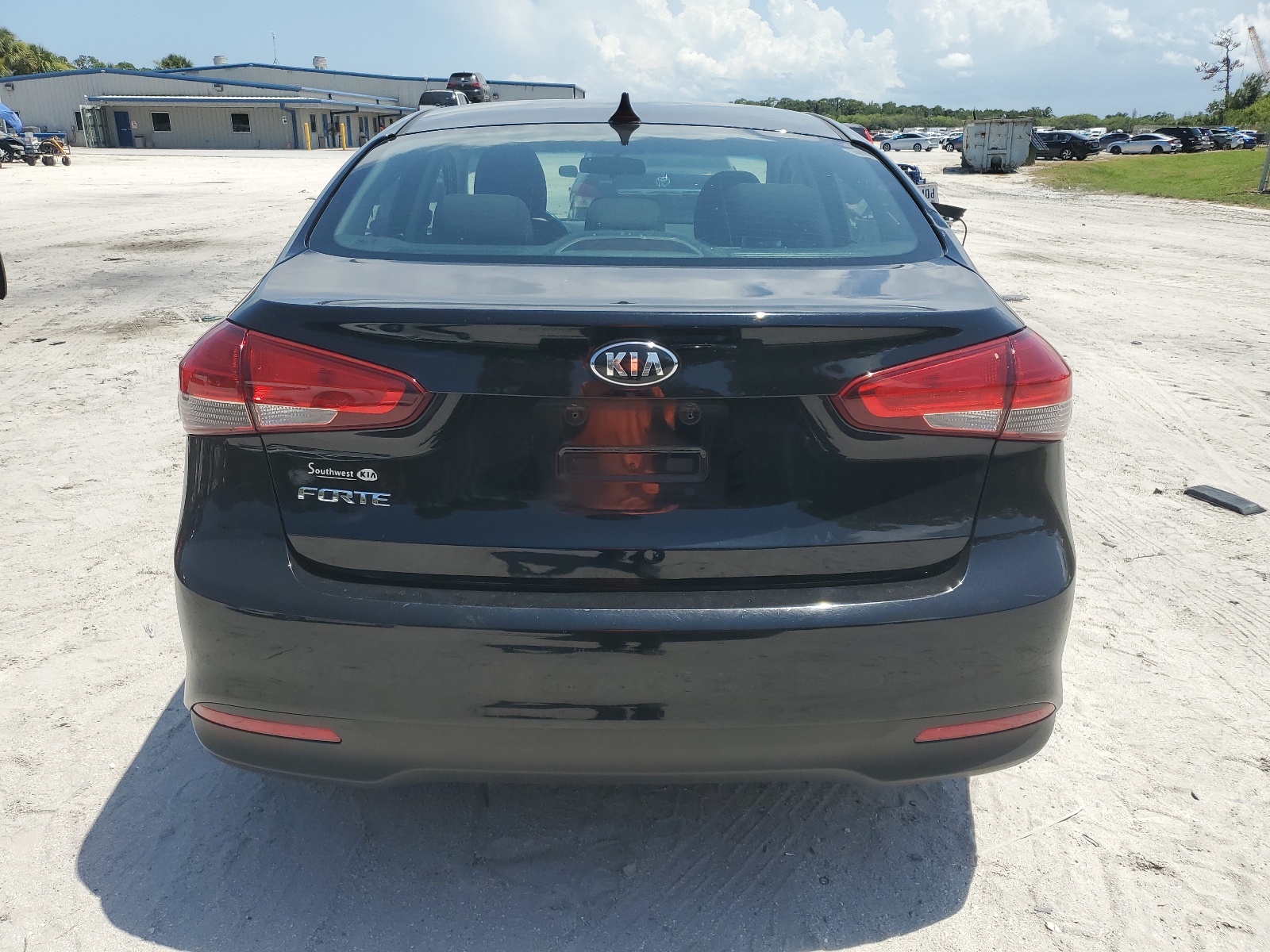 3KPFK4A78HE125161 2017 Kia Forte Lx