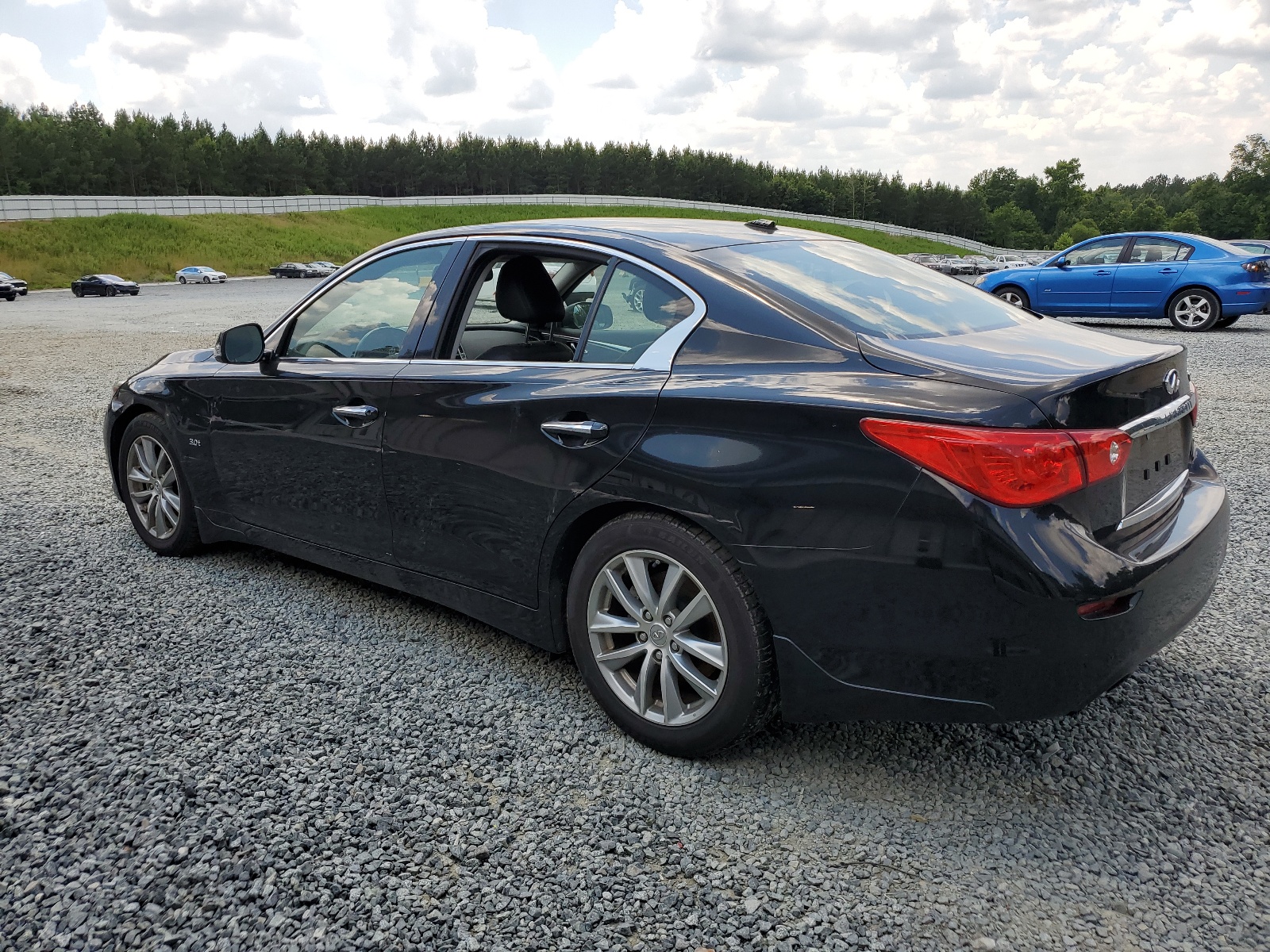 2017 Infiniti Q50 Premium vin: JN1EV7AP1HM742376