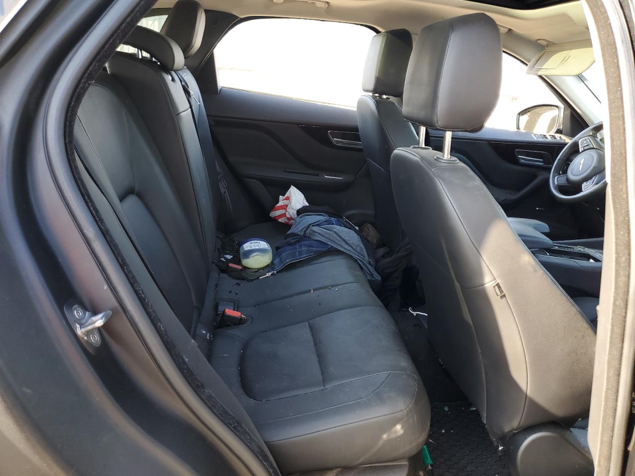 2018 Jaguar F-Pace Premium VIN: SADCJ2FX1JA256058 Lot: 59627594