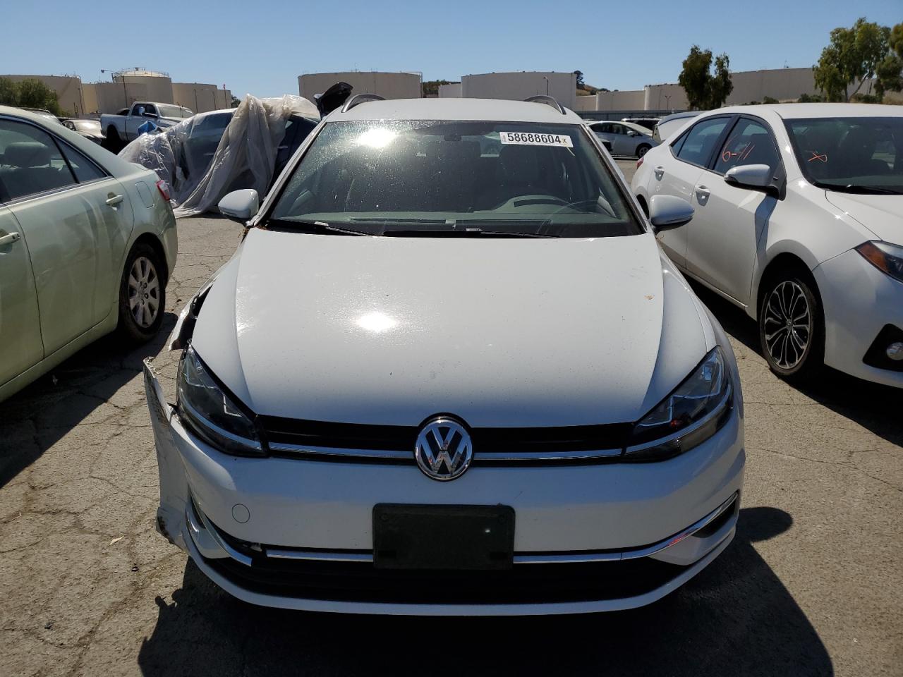 2019 Volkswagen Golf - Image 5