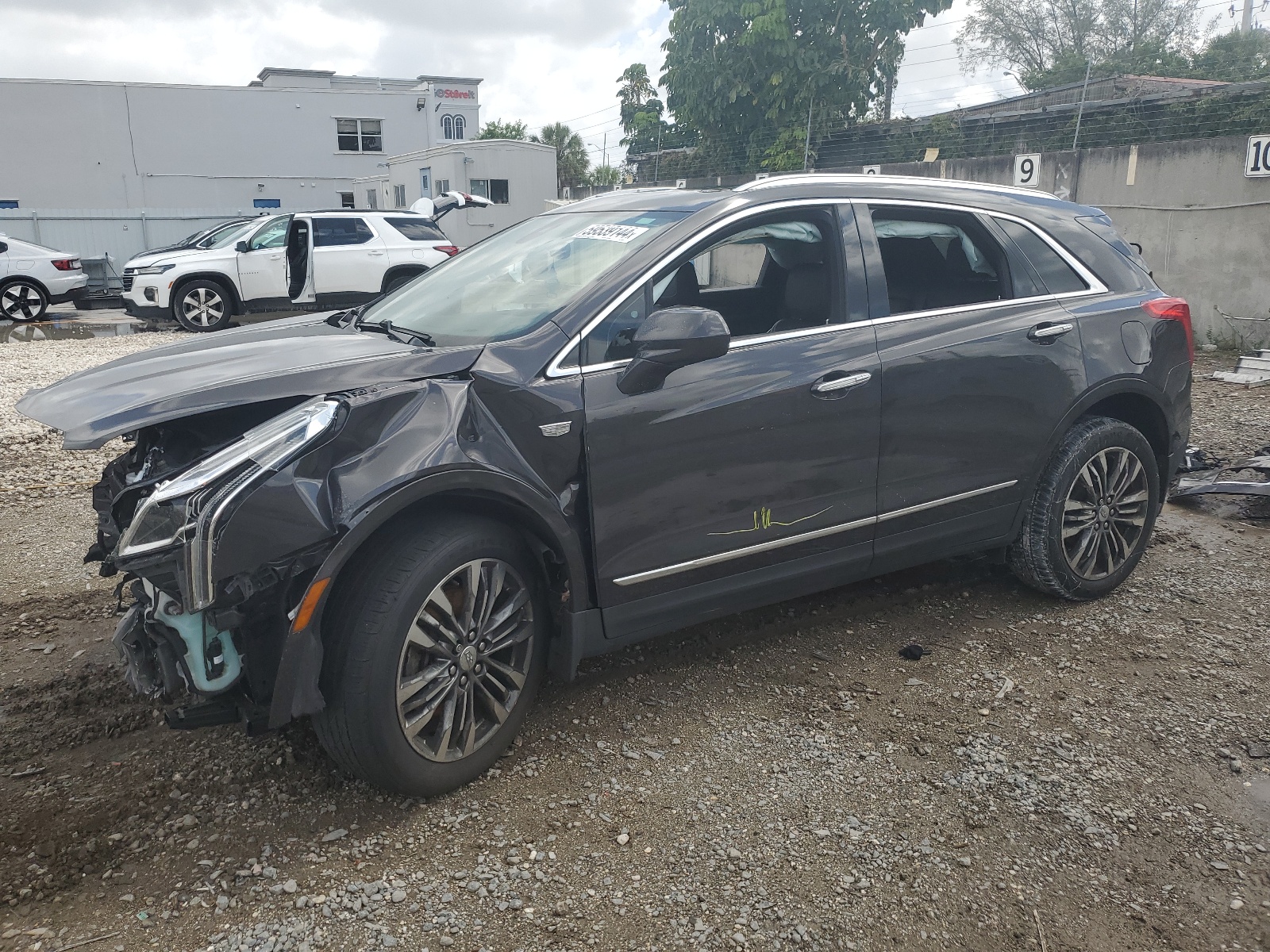 2017 Cadillac Xt5 Premium Luxury vin: 1GYKNCRS1HZ164357