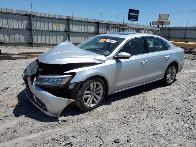 1VWBA7A36JC016109 | 2018 Volkswagen passat se