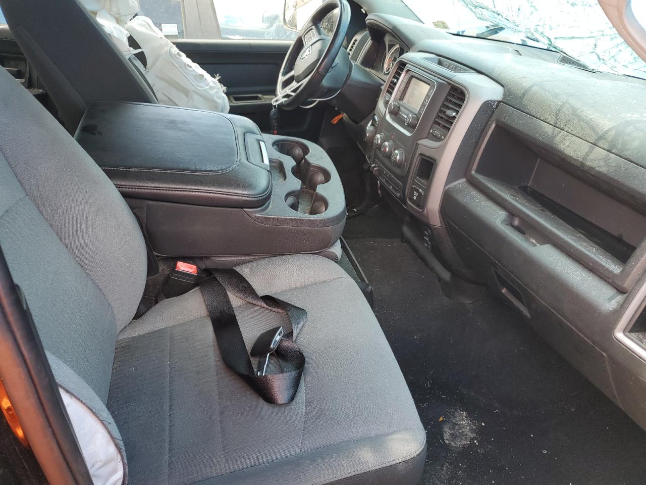 2021 RAM 1500 - Image 7