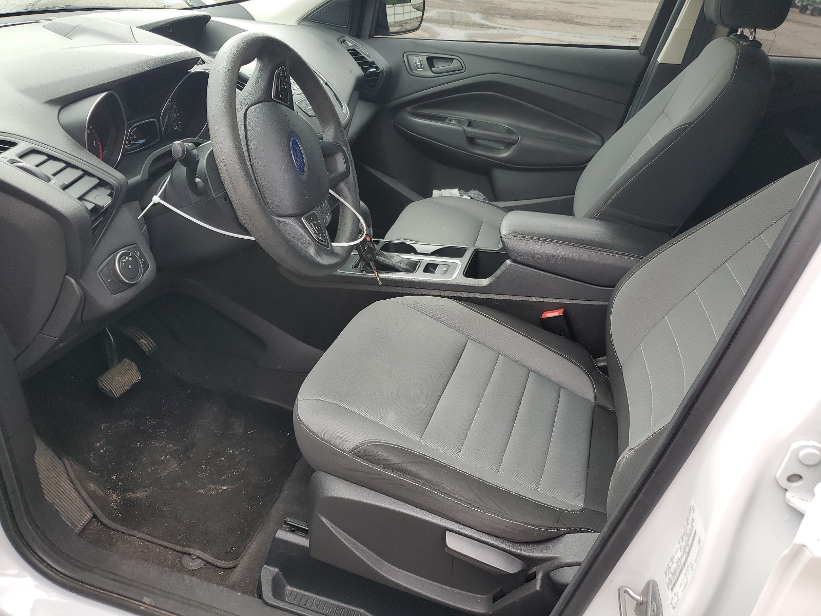 1FMCU0F73HUE30045 2017 Ford Escape S