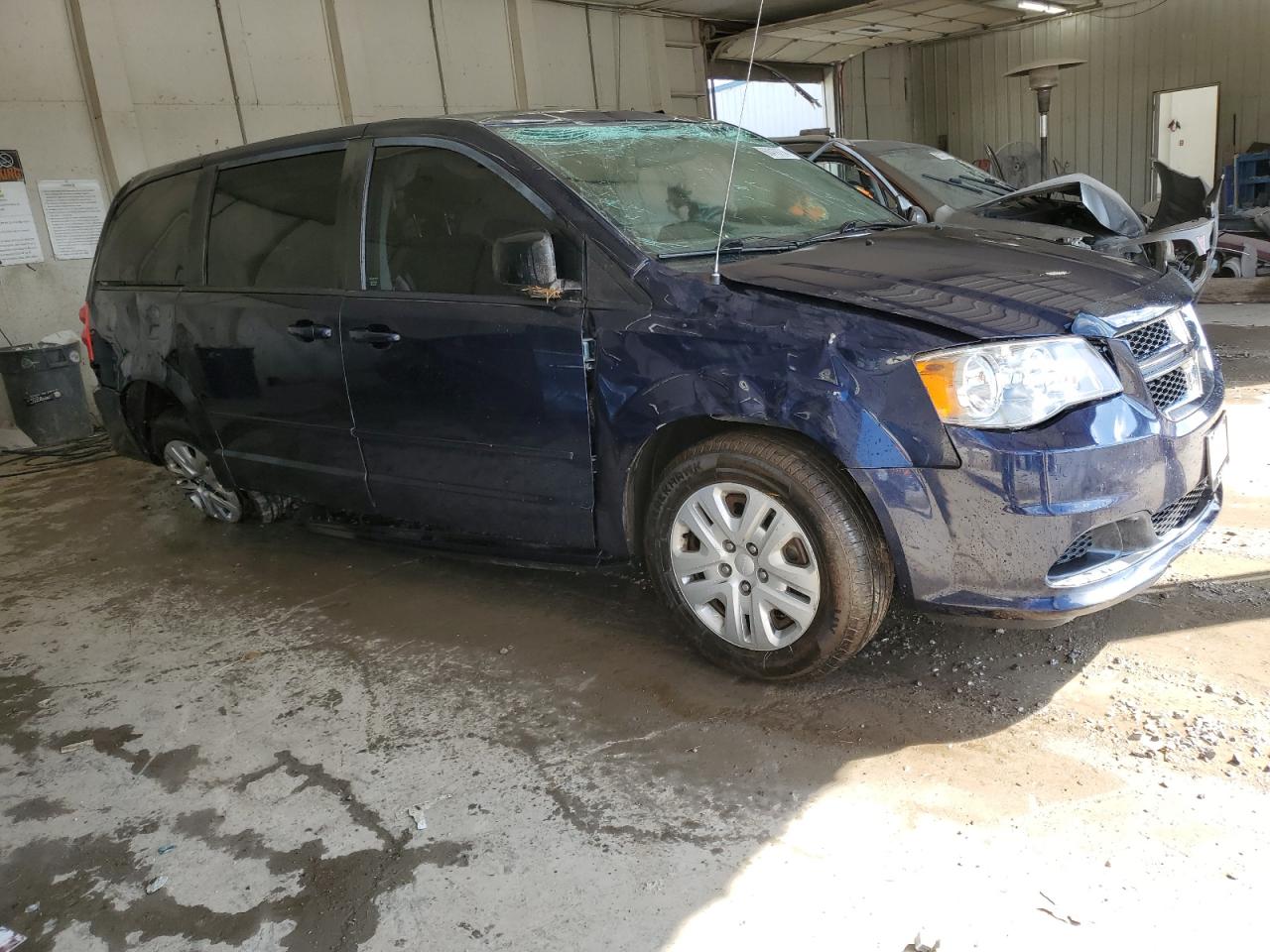 2016 Dodge Caravan - Image 4