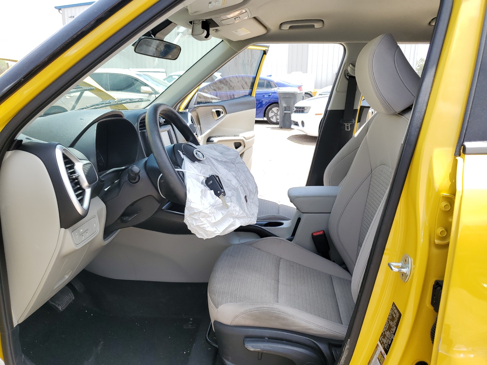 KNDJ23AU2L7100856 2020 Kia Soul Lx