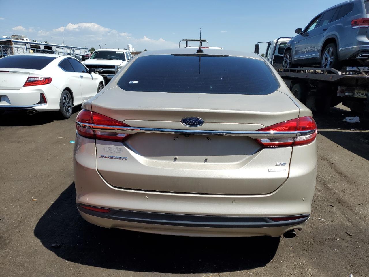 3FA6P0HDXJR267974 2018 Ford Fusion Se