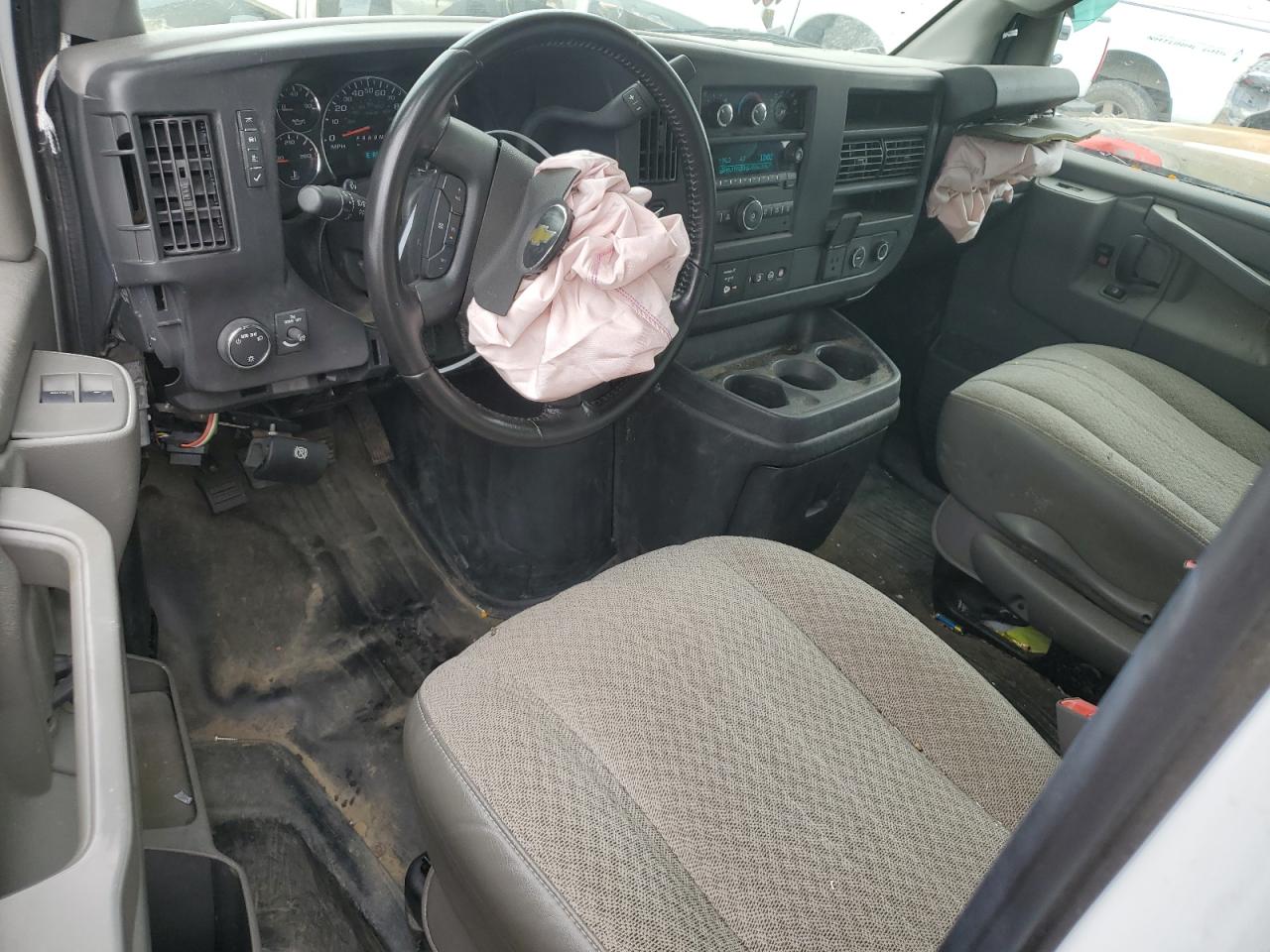 2020 Chevrolet Express G3500 VIN: 1GB0GRFG9L1274000 Lot: 53958124