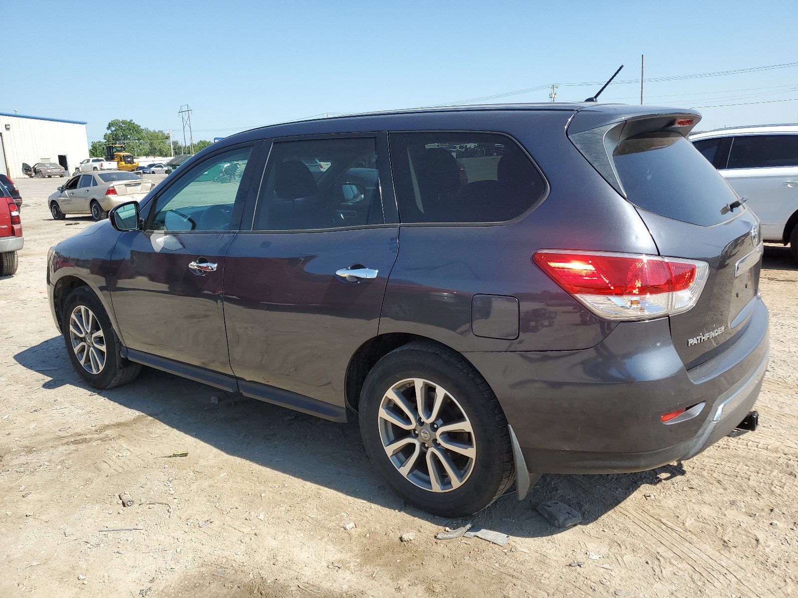 2013 Nissan Pathfinder S vin: 5N1AR2MM9DC682623