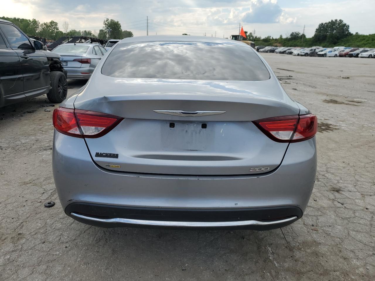 2015 Chrysler 200 Limited VIN: 1C3CCCAB9FN714098 Lot: 59303694