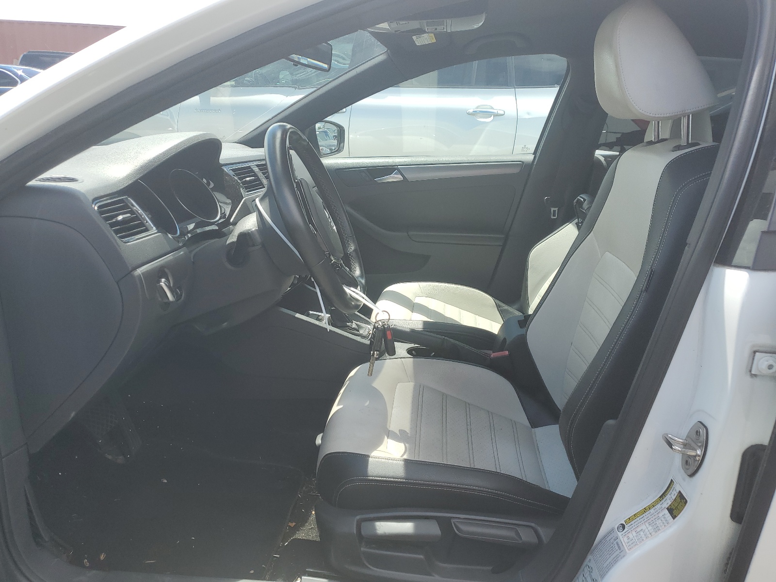 3VWD17AJ8GM334229 2016 Volkswagen Jetta Sport