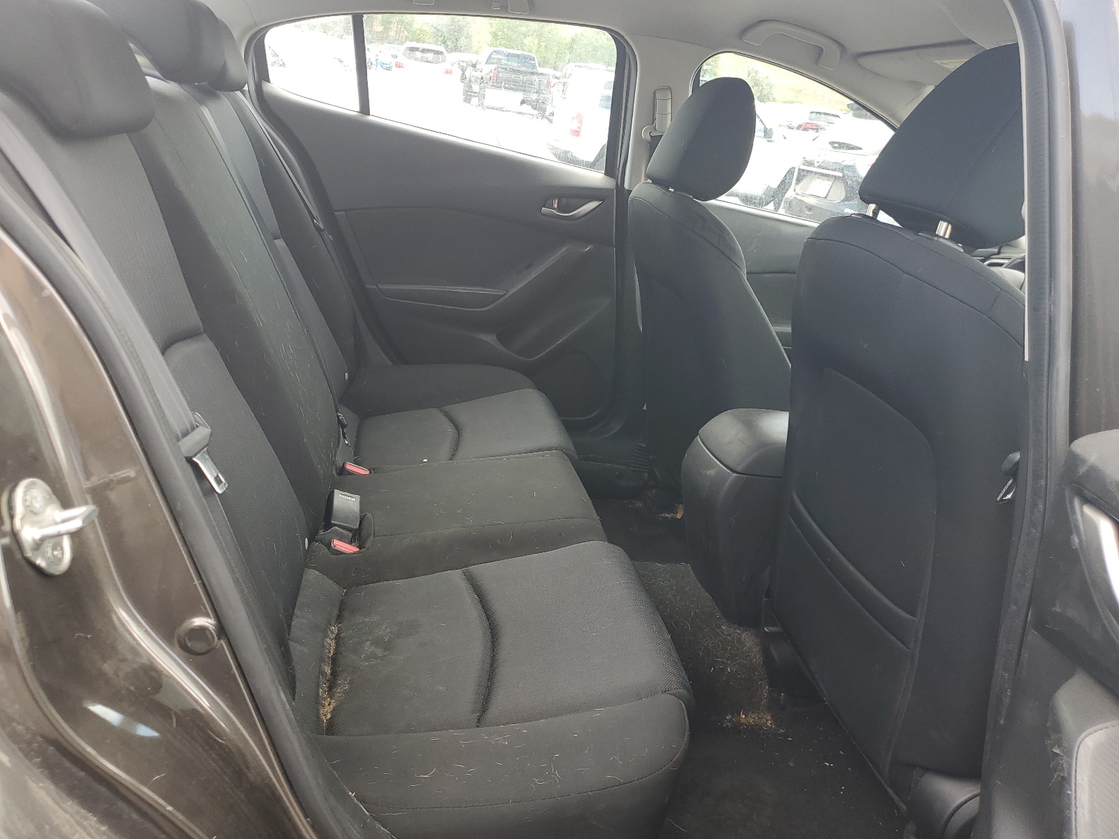 JM1BM1T73E1186629 2014 Mazda 3 Sv