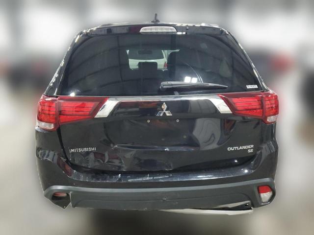  MITSUBISHI OUTLANDER 2018 Черный