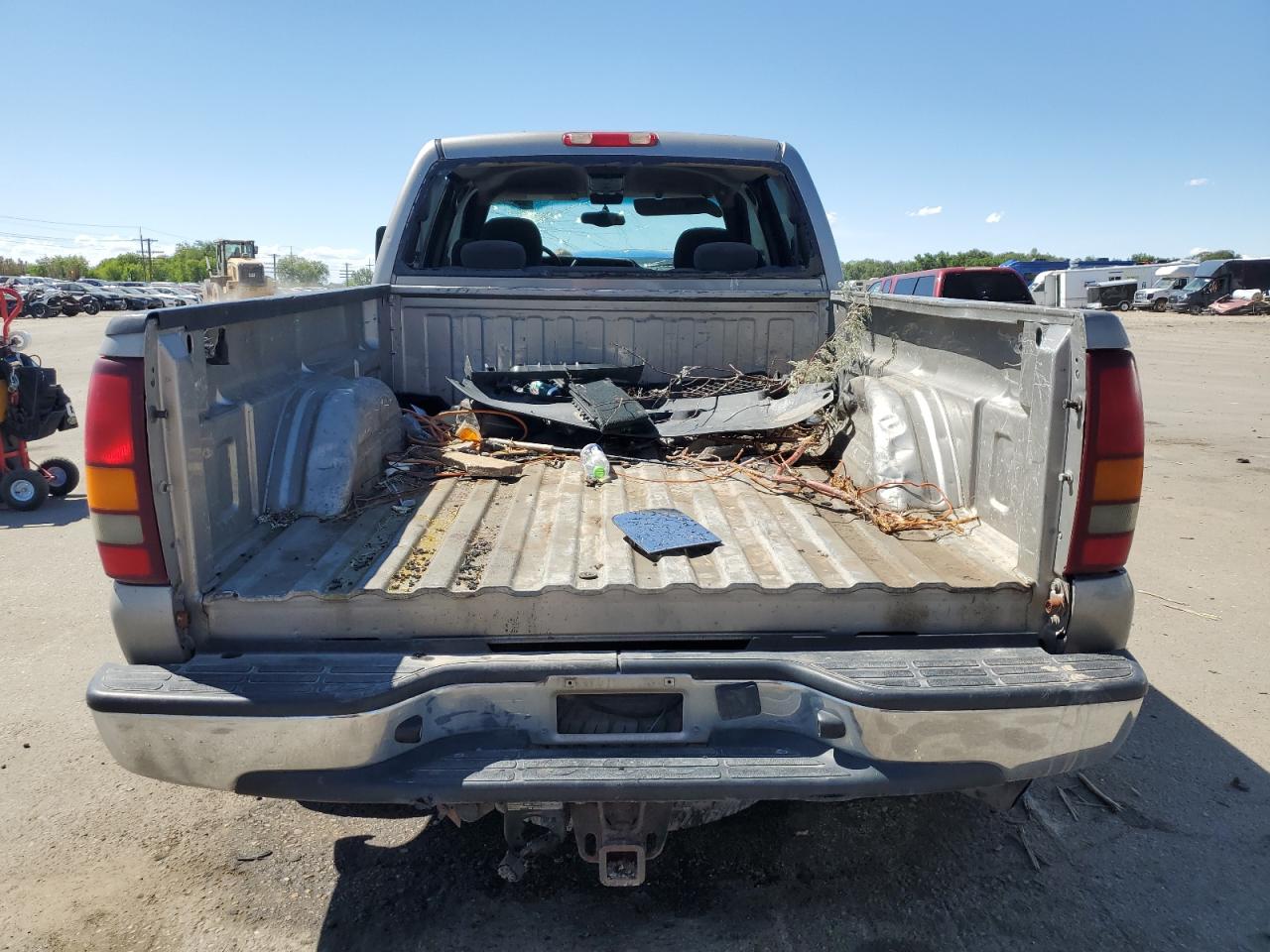 2002 Chevrolet Silverado K2500 Heavy Duty VIN: 1GCHK23UX2F175783 Lot: 59860294