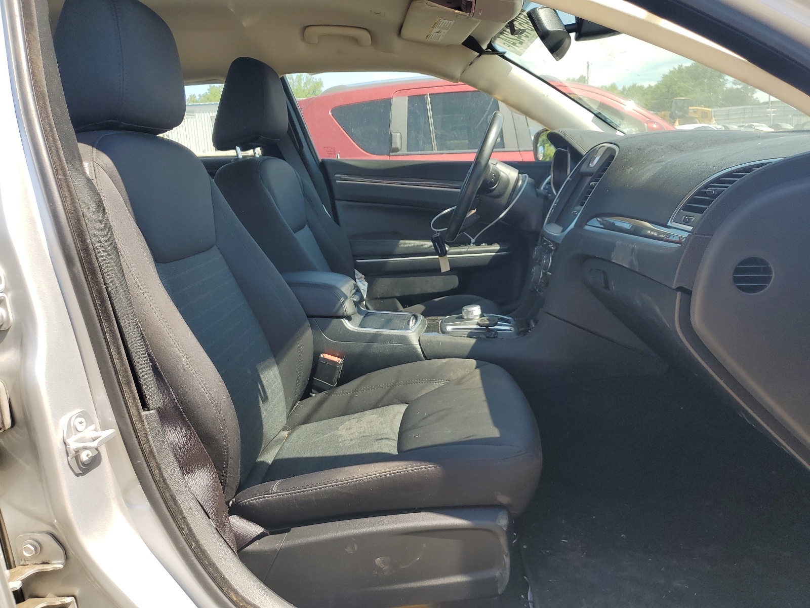 2C3CCAAG9KH733317 2019 Chrysler 300 Touring