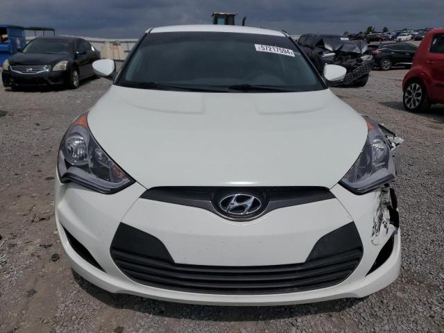  HYUNDAI VELOSTER 2016 Белый