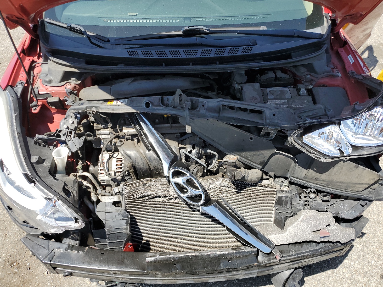 KMHDH4AE2EU167421 2014 Hyundai Elantra Se