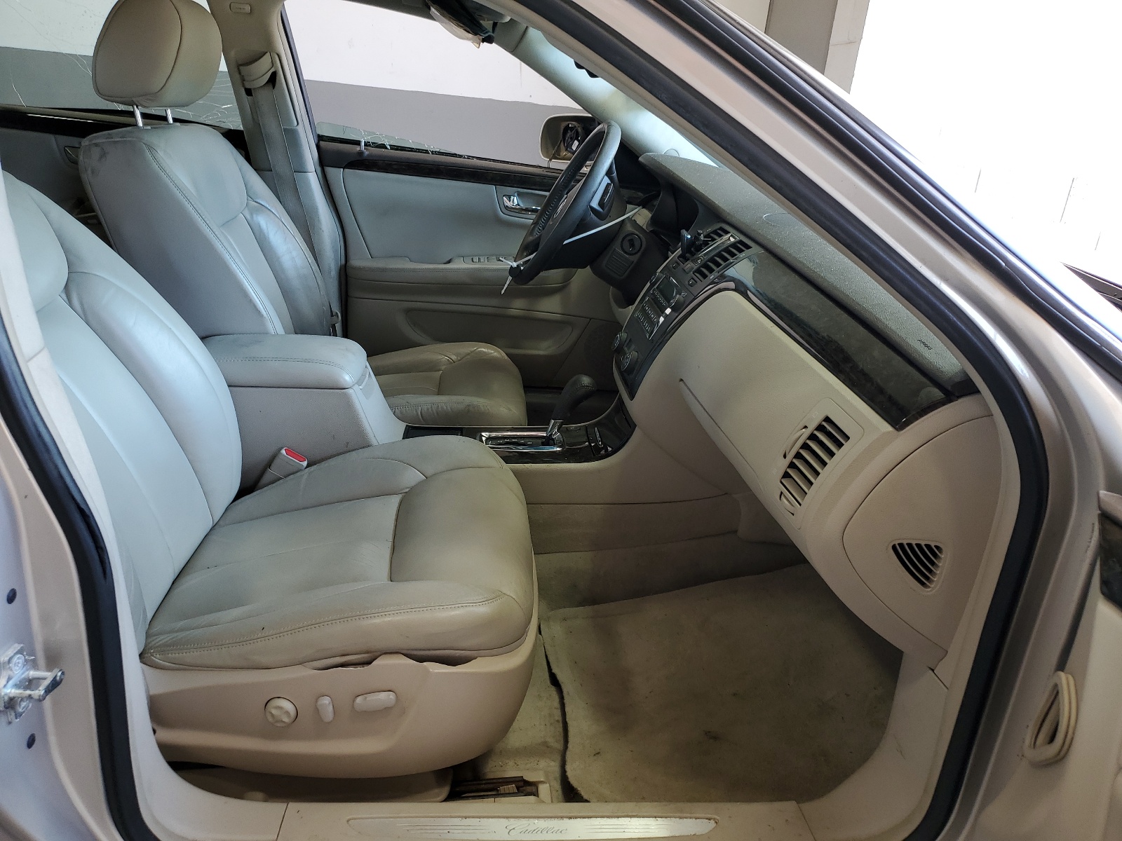 1G6KD57Y08U138621 2008 Cadillac Dts