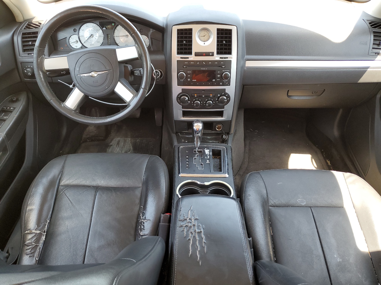 2C3CA5CV9AH293929 2010 Chrysler 300 Touring