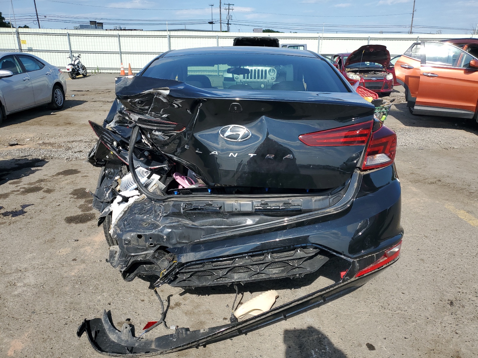 5NPD74LF5KH467084 2019 Hyundai Elantra Se