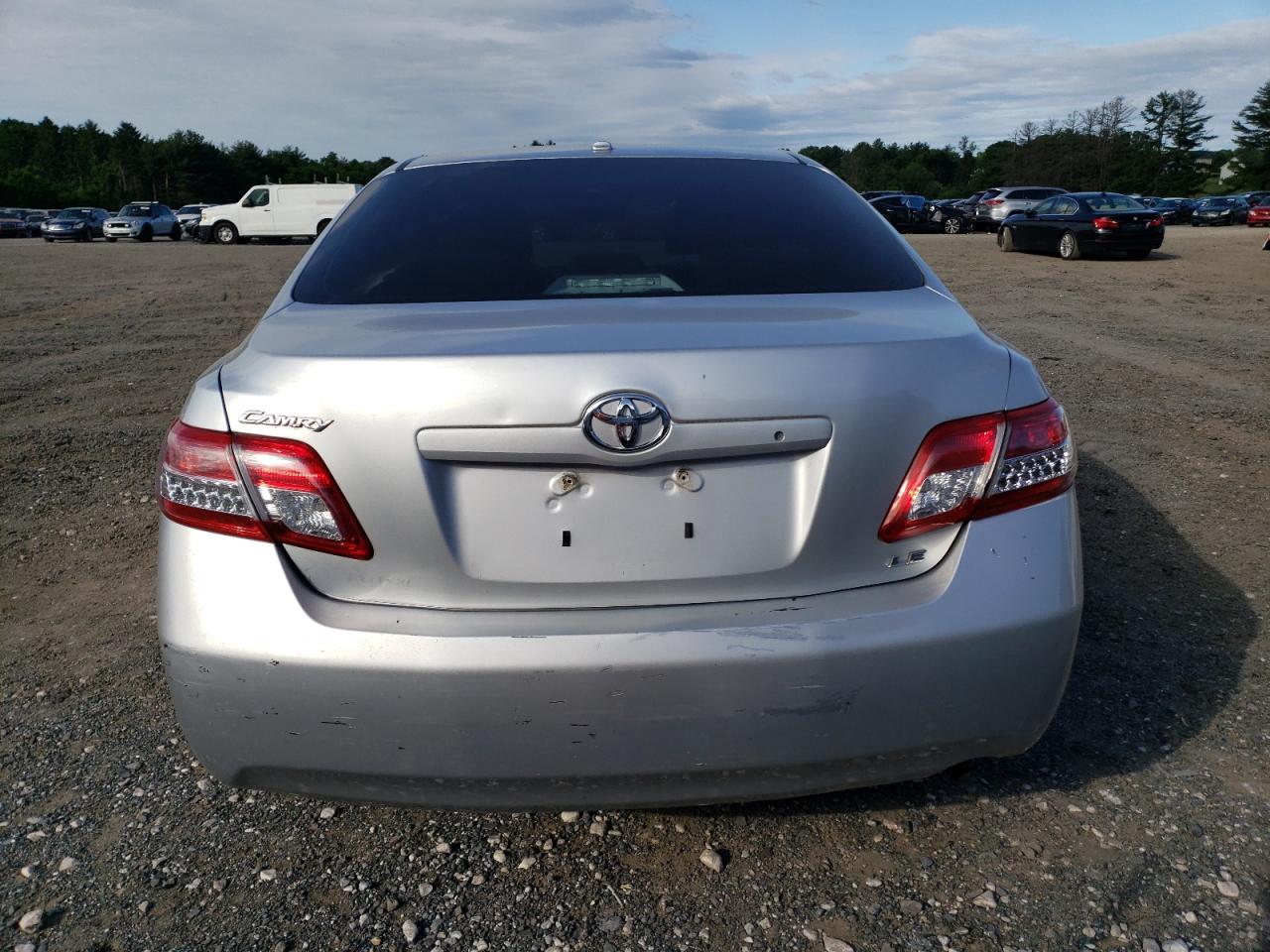 2010 Toyota Camry Base VIN: 4T1BF3EK7AU006001 Lot: 58331954