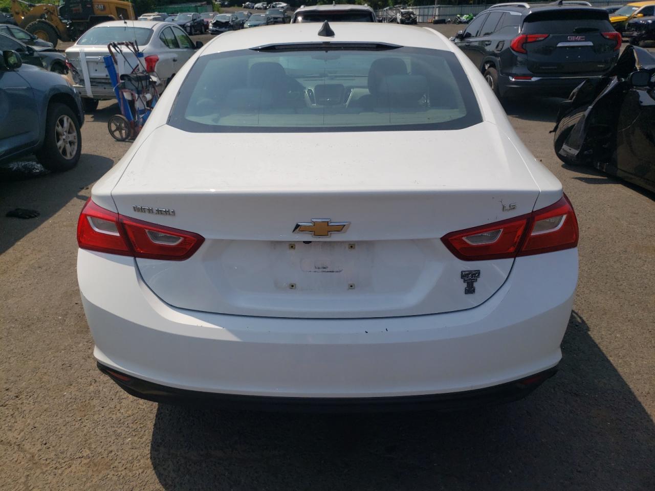 VIN 1G1ZB5STXGF272769 2016 CHEVROLET MALIBU no.6