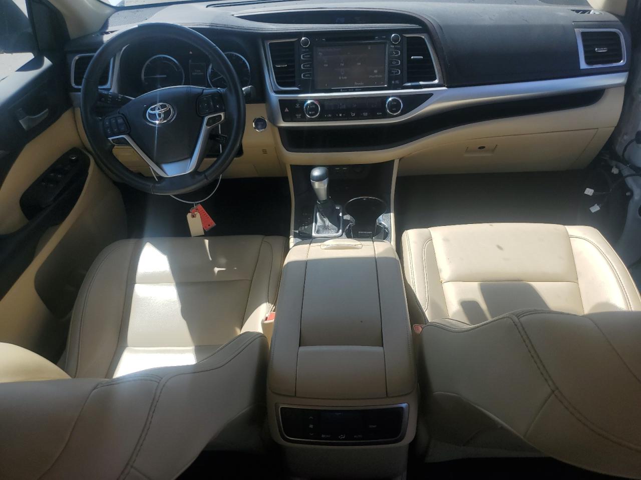 2019 Toyota Highlander Hybrid VIN: 5TDJGRFHXKS063687 Lot: 57174324