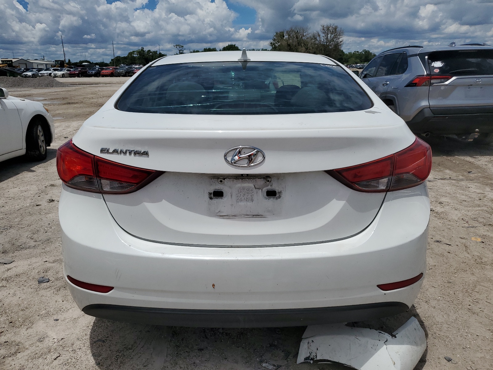 5NPDH4AEXEH495216 2014 Hyundai Elantra Se
