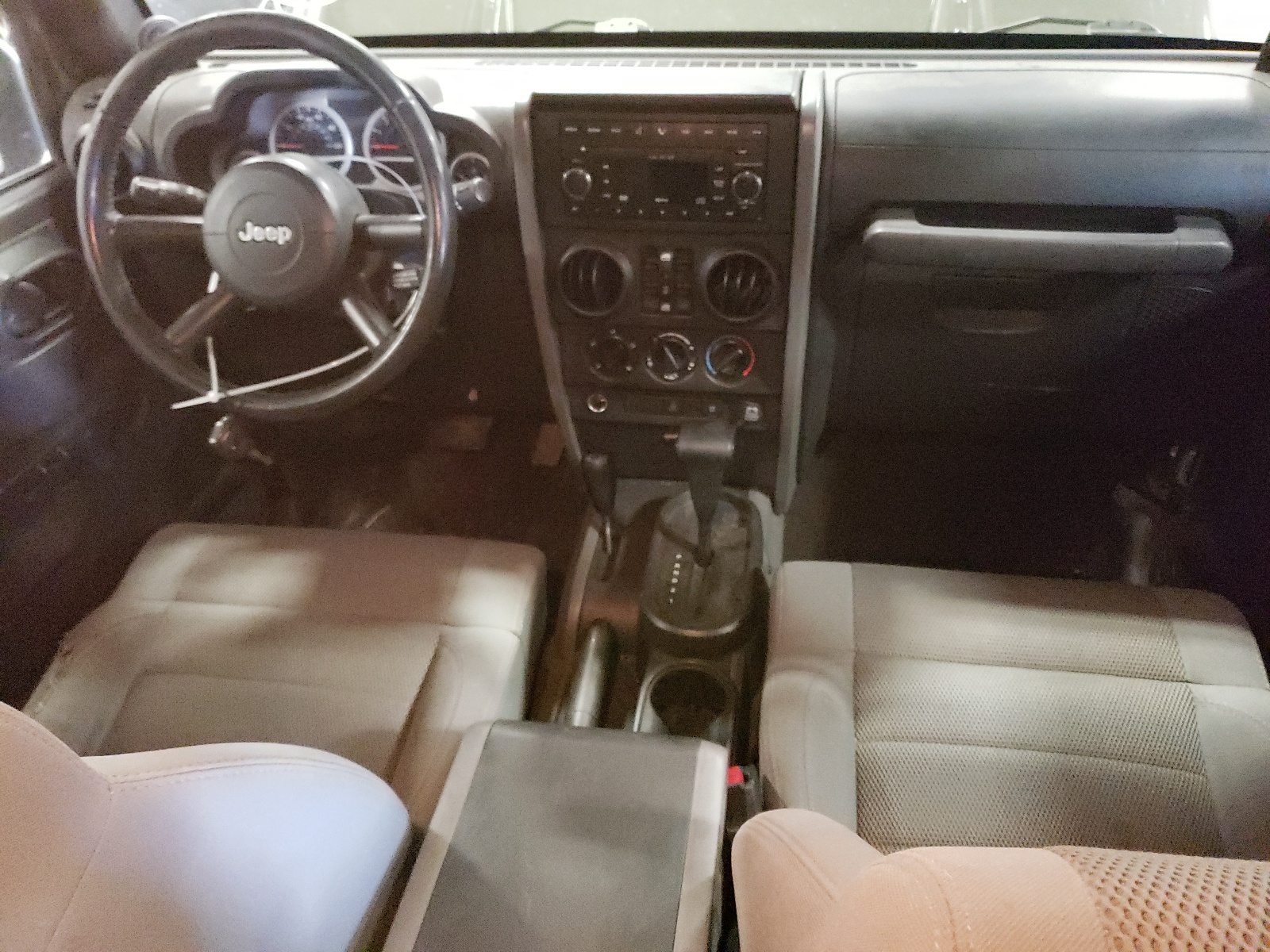 1J4GA59117L141263 2007 Jeep Wrangler Sahara