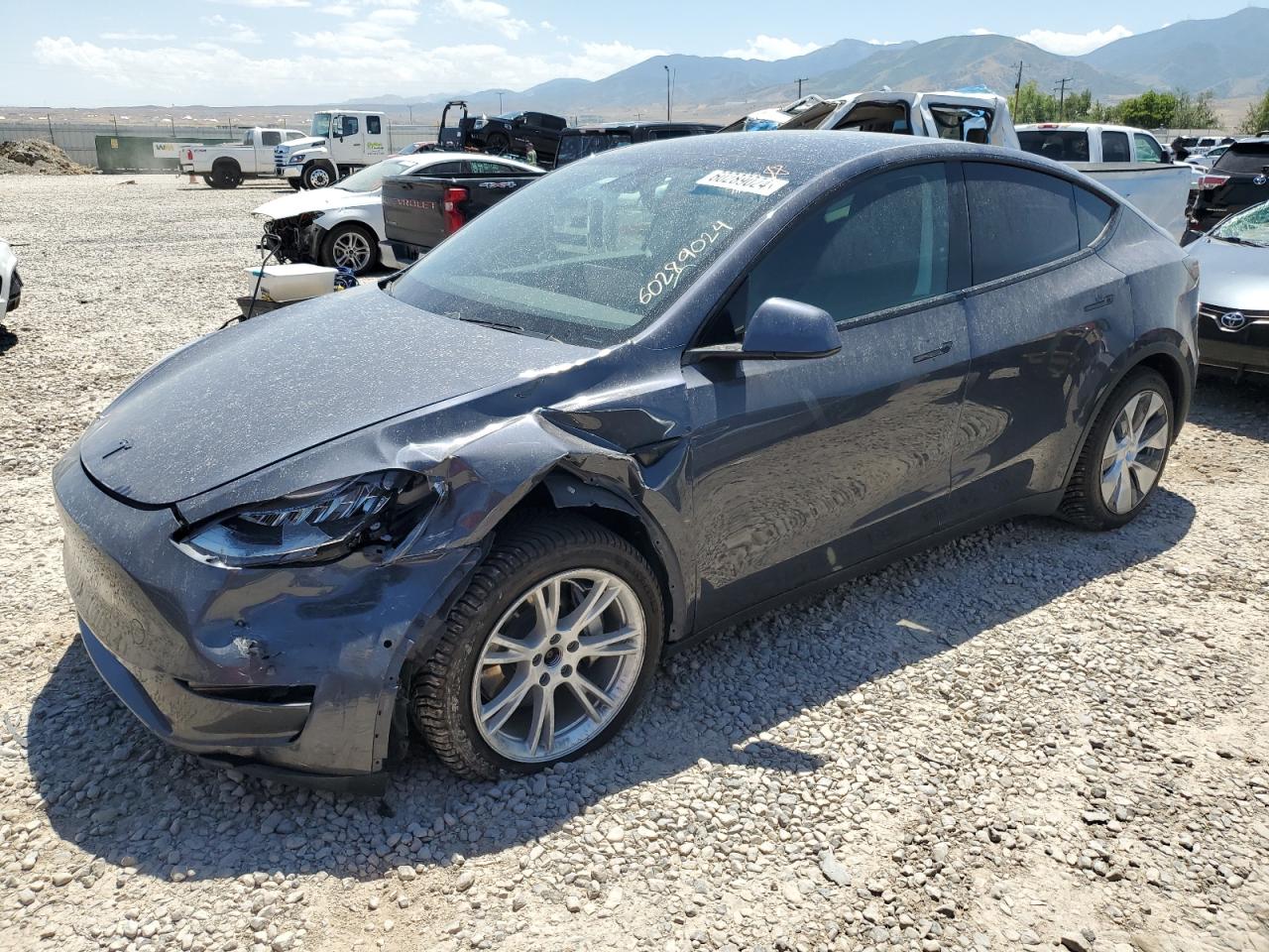 5YJYGDEE1MF071483 2021 TESLA MODEL Y - Image 1