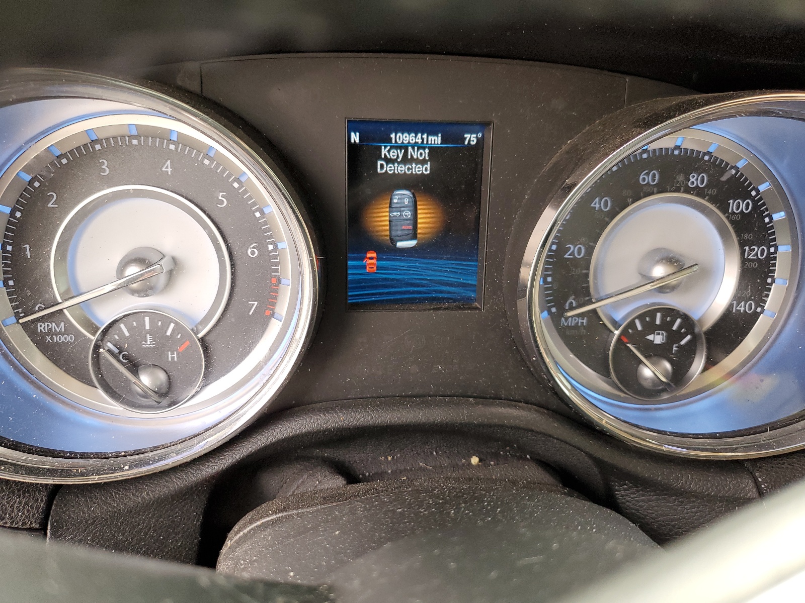 2C3CCARG7EH249557 2014 Chrysler 300