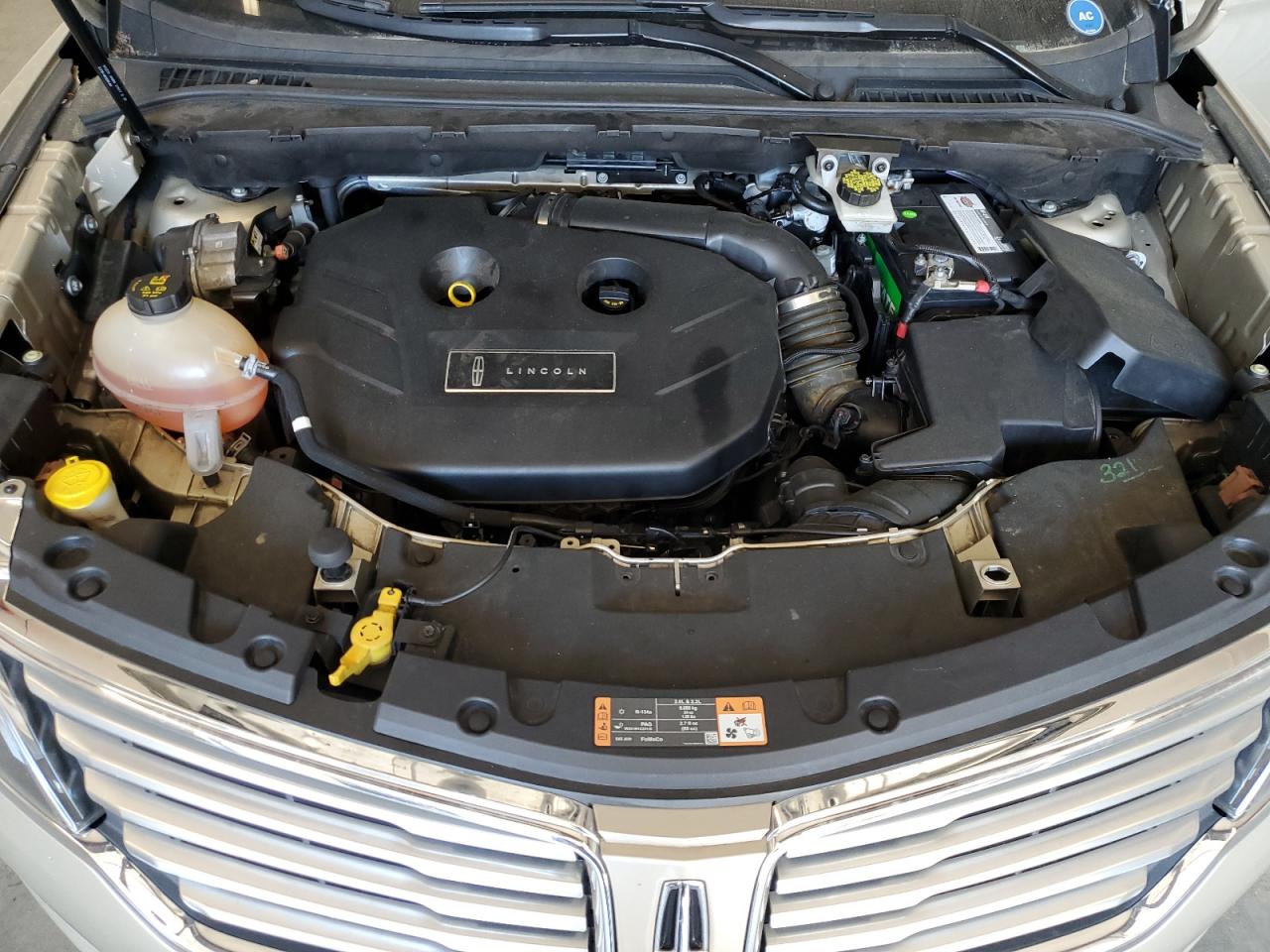 2017 Lincoln MKC - Image 11