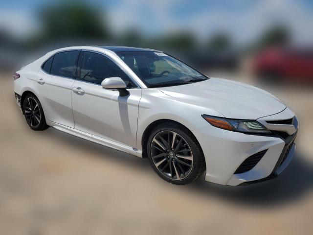  TOYOTA CAMRY 2019 Biały