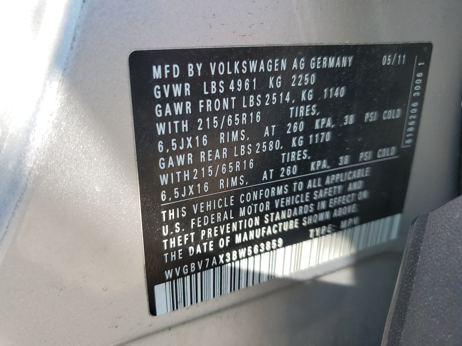 WVGBV7AX3BW563859 2011 Volkswagen Tiguan S