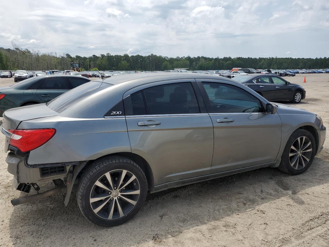 2013 Chrysler 200 Touring VIN: 1C3CCBBB1DN699442 Lot: 58432174