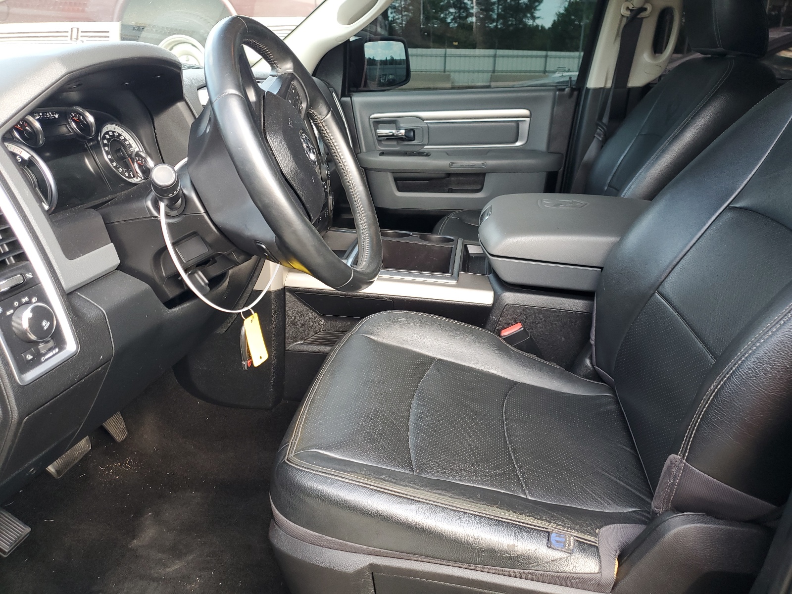 1C6RR7LM8FS706934 2015 Ram 1500 Slt