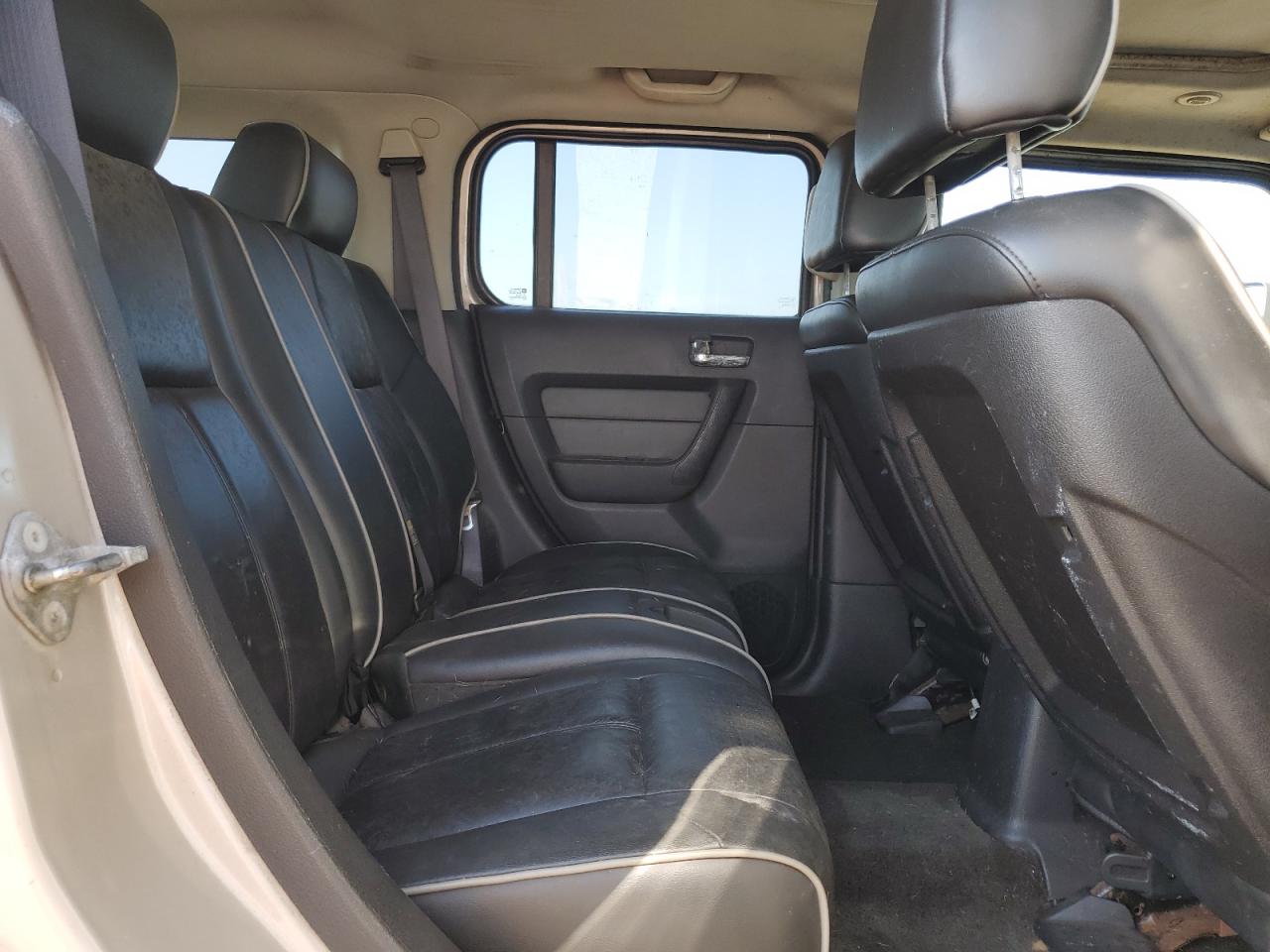 2006 Hummer H3 VIN: 5GTDN136468327366 Lot: 60269414