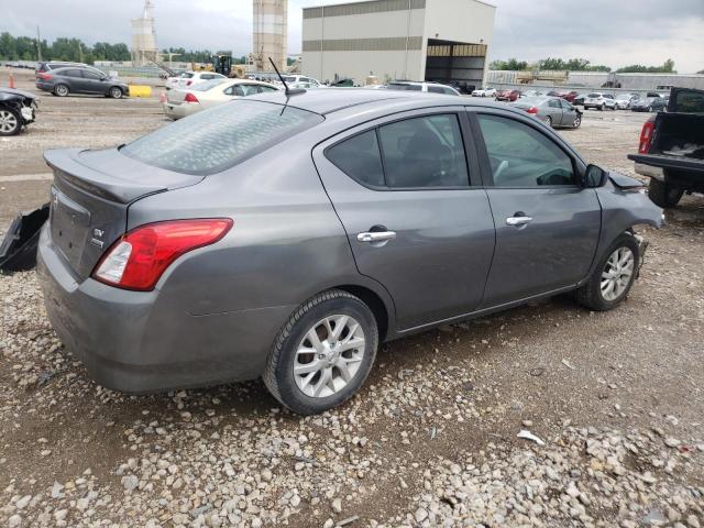  NISSAN VERSA 2018 Сірий