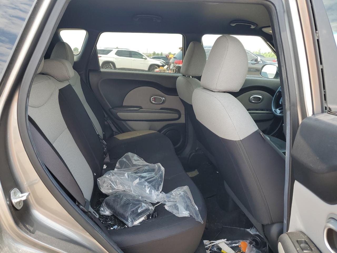 2015 Kia Soul VIN: KNDJN2A22F7188618 Lot: 57693434