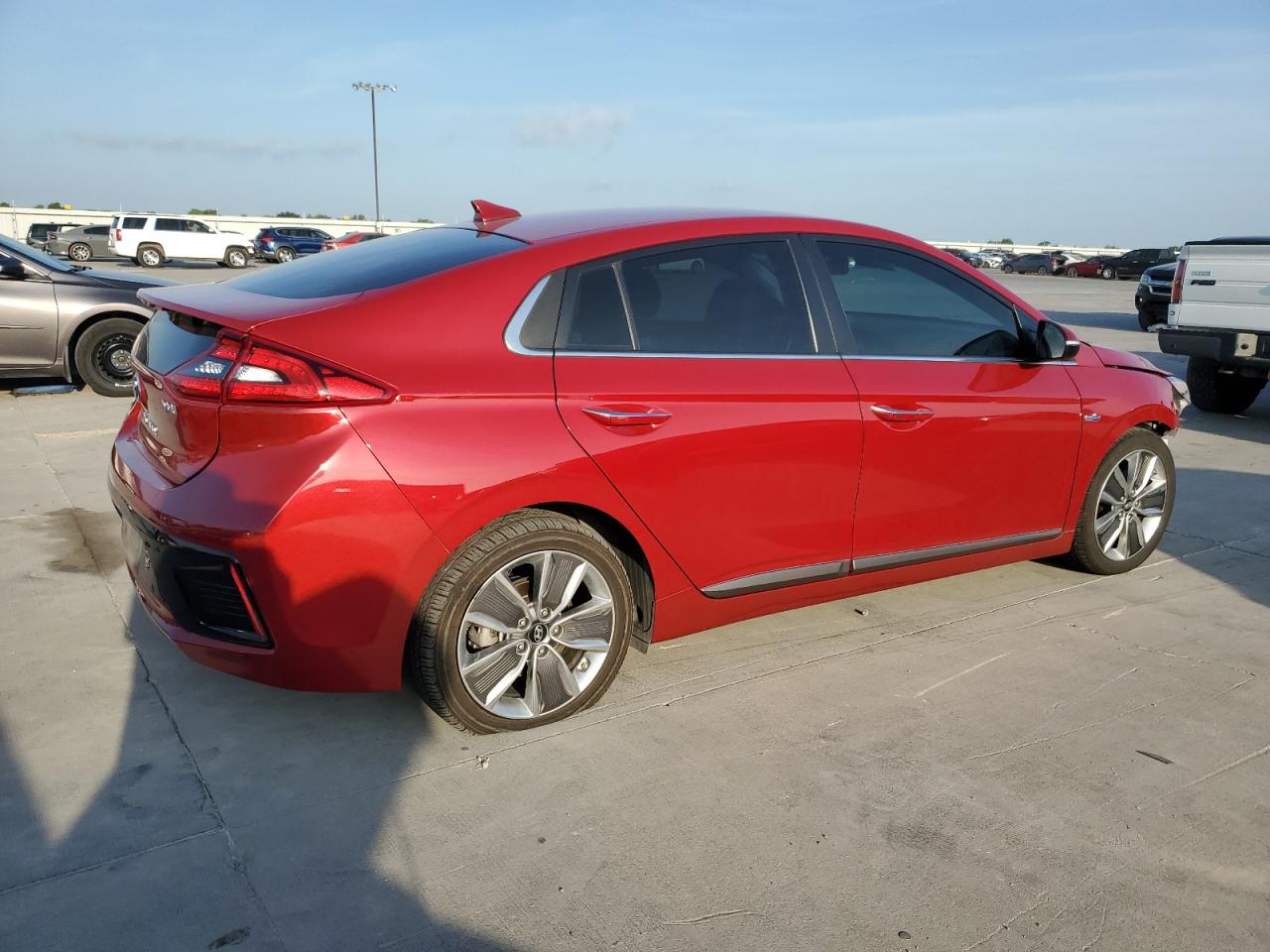 2019 Hyundai Ioniq Limited VIN: KMHC85LC8KU115932 Lot: 60643184