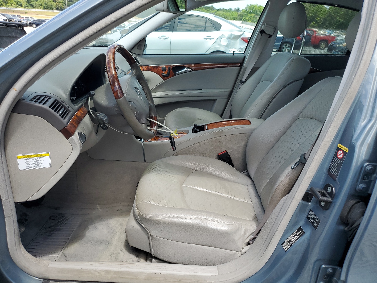 WDBUF65J95A709613 2005 Mercedes-Benz E 320